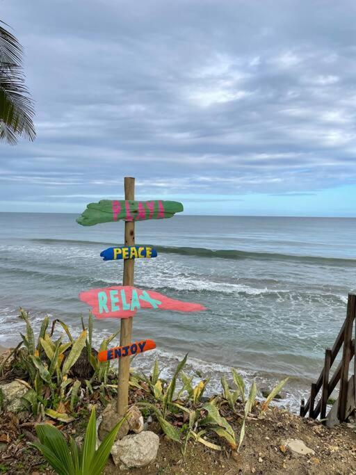 Villa Sea Beach Aguada Bagian luar foto